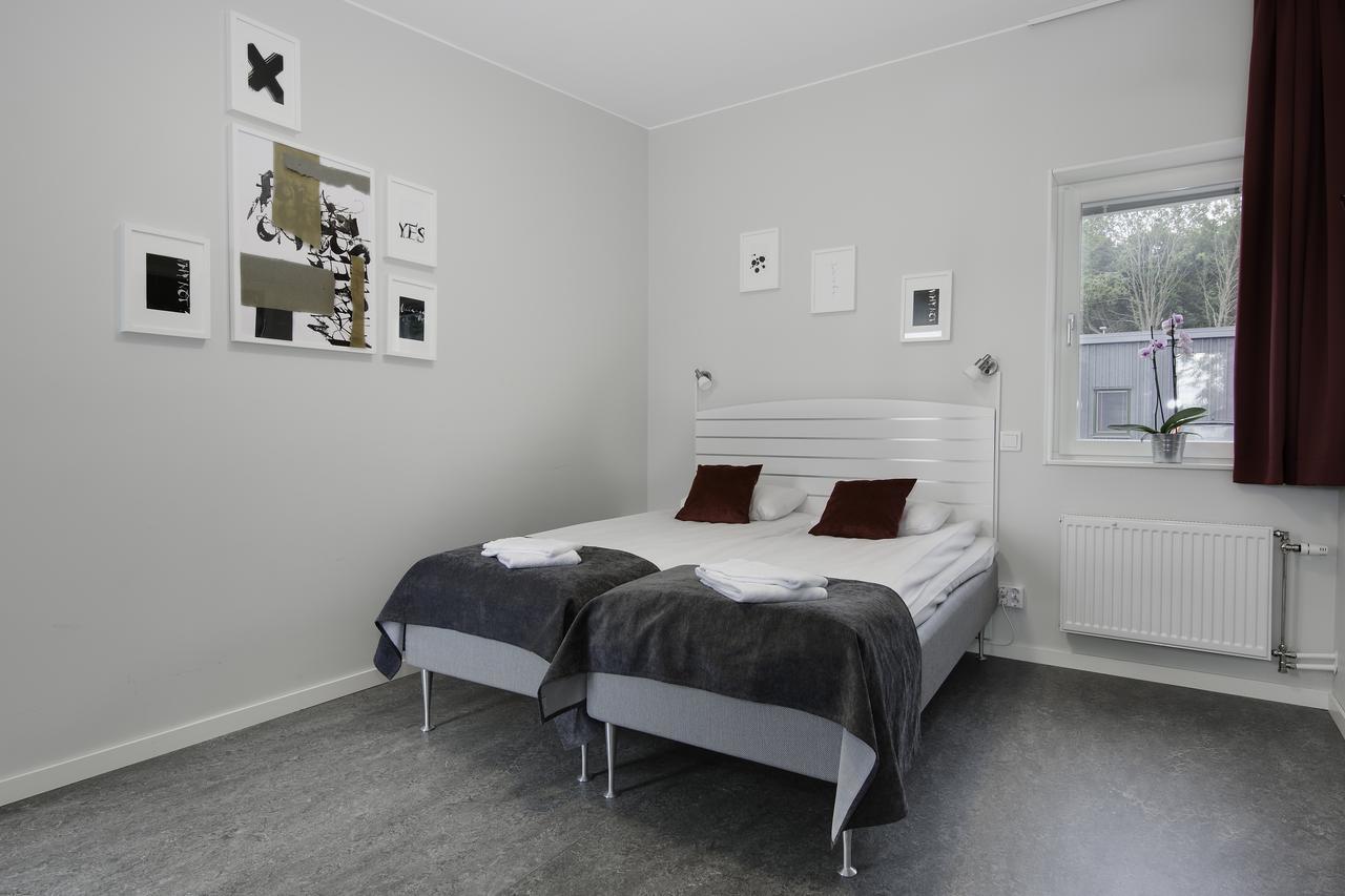 Hotell Eken Moelndal Bagian luar foto